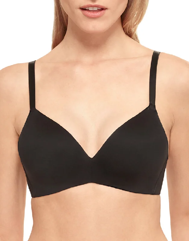 women’s seamless thong-b.tempt'd by Wacoal Future Foundation Wire Free Contour Bra 956281