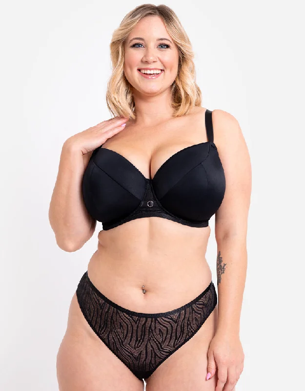 women’s period thong-Curvy Kate Daze Padded T-Shirt Balcony Bra Black